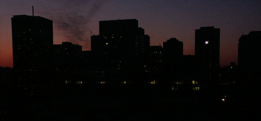 Blackout in Toronto 2003, CC BY-SA 3.0, Urheber: Camerafiend